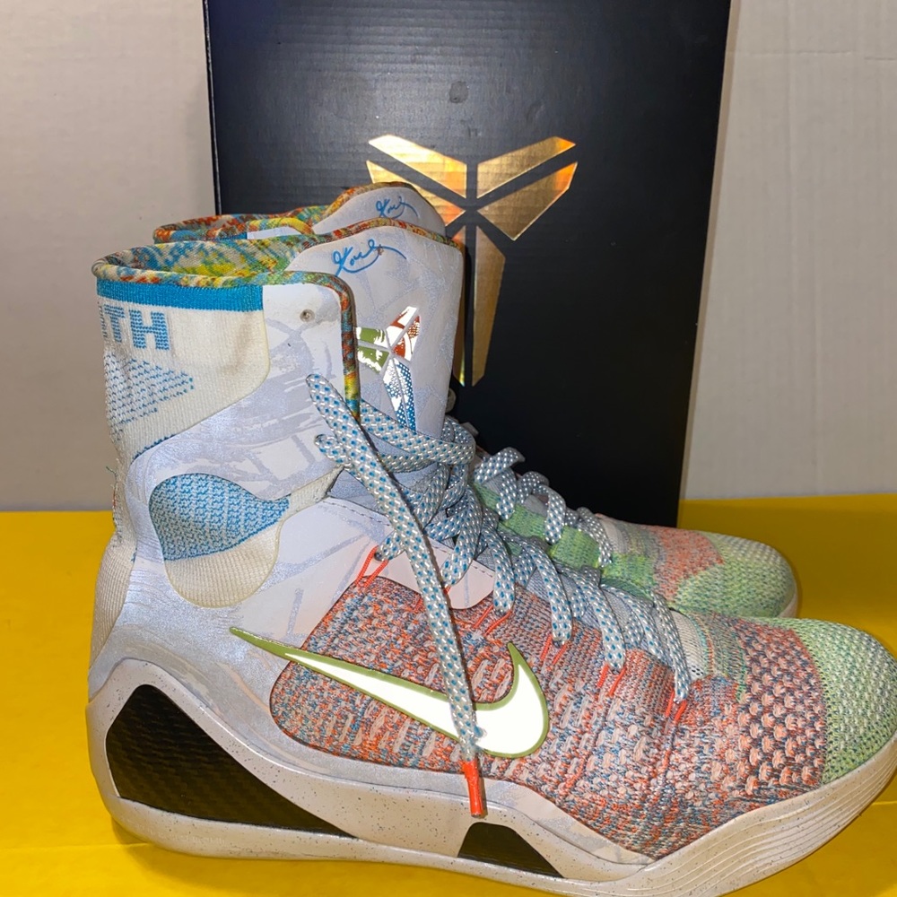 “What The” Kobe 9 - Picture 3 of 7